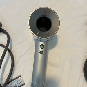 Dyson supersonic hair dryer